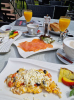 Villa Journal Cafe food