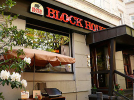 Block House Winterhude outside