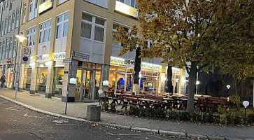 Olympia outside