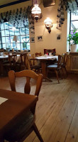 Hellas inside