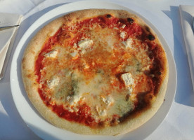 Bacco Due Pizzeria food