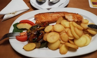 Und Gasthof Zum Stern food