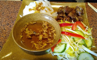Mahn Diep Asia Bistro food