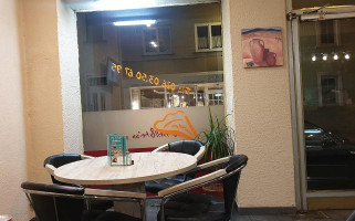 La Bella Express Pizzeria inside