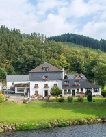 Zur Alten Muhle outside