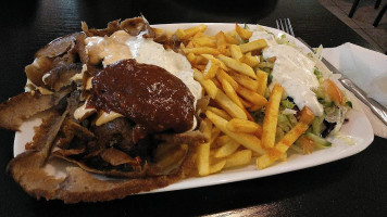 Kleinmachnower Grillhaus food