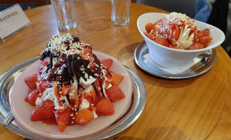 Eiscafe Cordella food