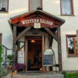 Pizzeria Saloon Exterior