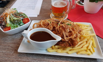 Ferdinand's Am See food