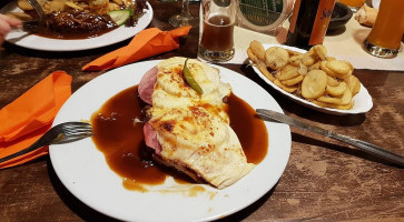 Werners Kneipe food