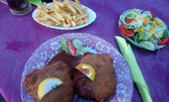 Werners Kneipe food