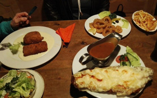 Werners Kneipe food