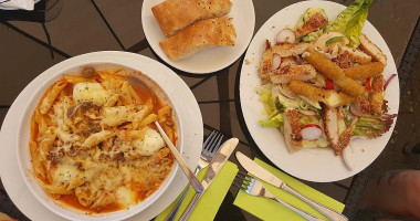 Bistro Albarella food