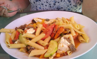 Bistro Albarella food