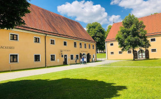 Klosterstüble Oberschönenfeld Mit Biergarten outside