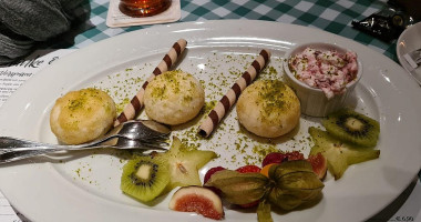 Landhotel Naafs-häuschen food