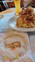 Andreas Pfatrisch Zum Neuwirt food