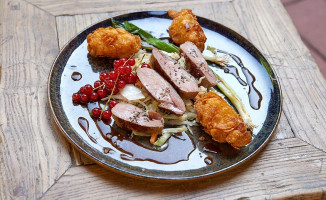 Landgasthaus zur Linde food