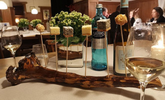 Weinschänke Schloss Groenesteyn drink