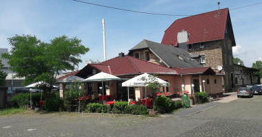 Paffhausen outside
