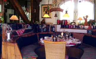 Asia Take Away inside