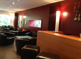 L'Atelier Gourmand inside