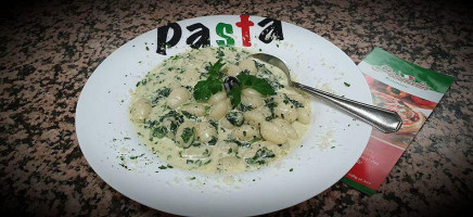 Pizzarella food