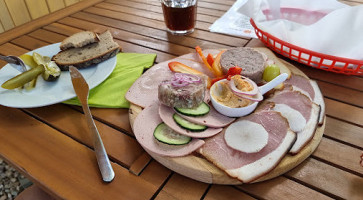 Laola Biergarten Eventzelt Sportzentrum Rothenstadt food