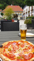 Pizza Bella outside