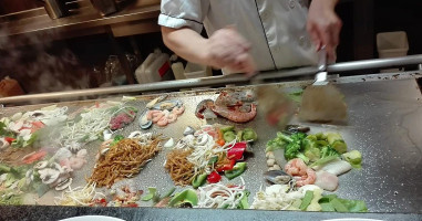 Grill Wok Krone food
