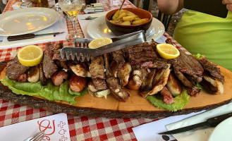 Grotto Stremadone food