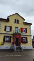 Friedberg outside
