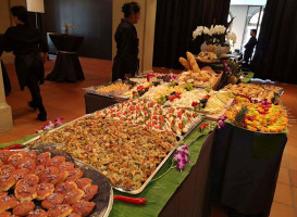 Fizz Bistro food