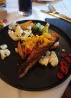 La Famiglia food