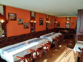 Valentino inside