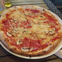 Pizza Tomate food