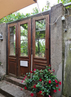 Uwe's Heckewertschaft outside