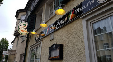 Trattoria Da Enzo outside