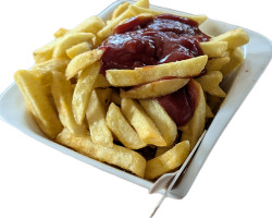 M&n's Grillecke food