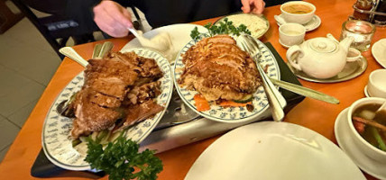 Sea Moon Restaurants food