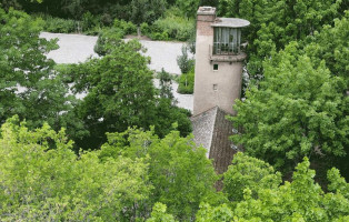 Zenner Biergarten Und Weingarten outside