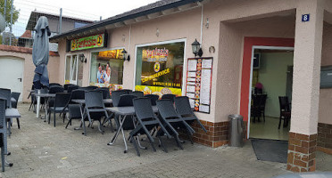Kebap Haus Fantasia outside
