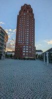 New Brick Im Lindner Main Plaza outside