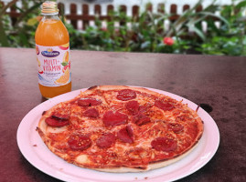 Pizzeria Laila food