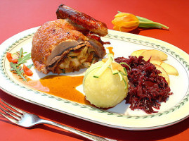 Maier’s Burgwirtschaft food