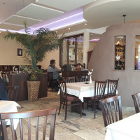 Pizzeria De Luca inside