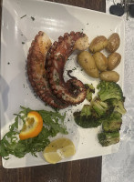 Pizzeria De Luca food