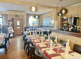 Ristorante Pizzeria Colosseo inside