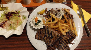 Akropolis food