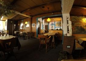 Athen Restaurant inside